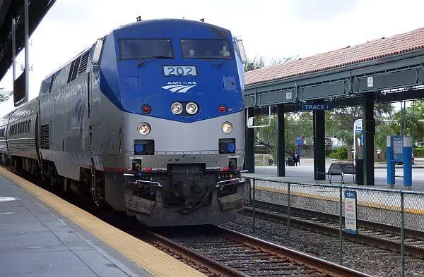 train travel to the airport in Florida