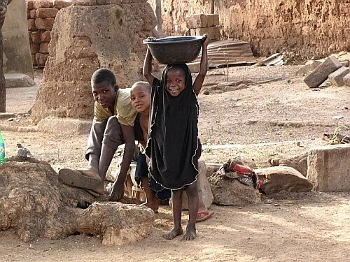 traveling africa cheap