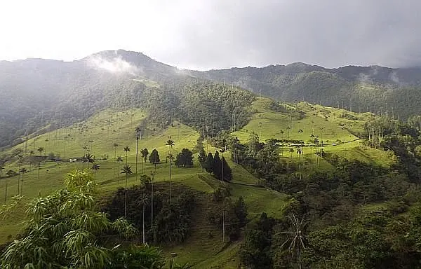 flying in Colombia