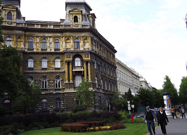 europe travel bargains