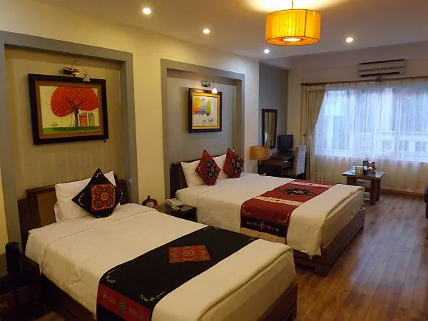 Vietnam travel bargain