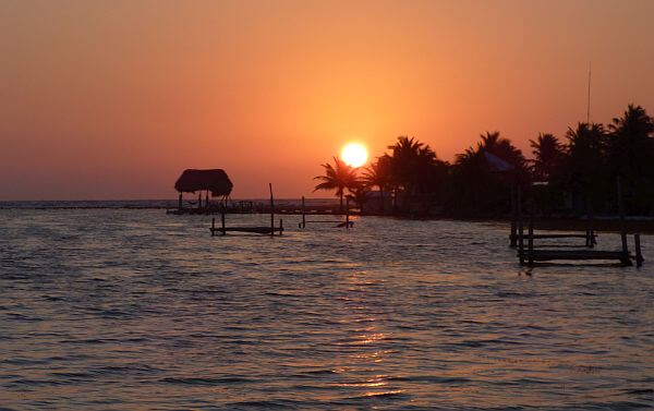 traveling in Belize no bargain