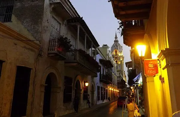 cheap retire abroad Colombia