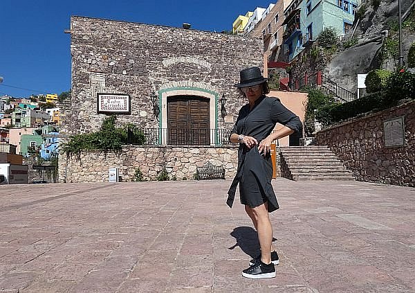 Clothing Arts dress for women