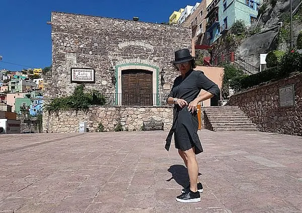 Clothing Arts dress for women