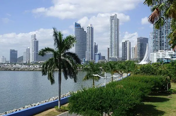 Panama one of the countries using dollars
