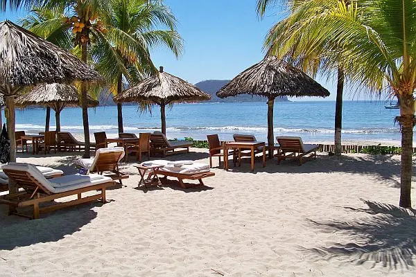 warm places in Mexico often have cheap flights