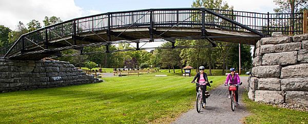 cycle the Erie Canal