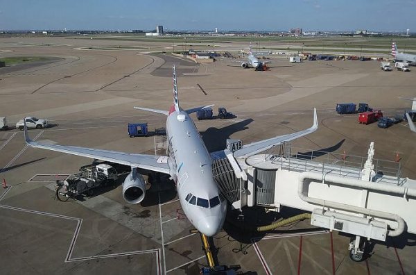 Flying with American Airlines 