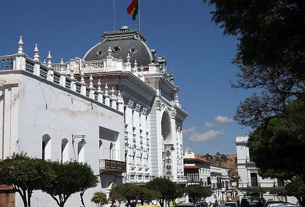 cheap travel Bolivia 