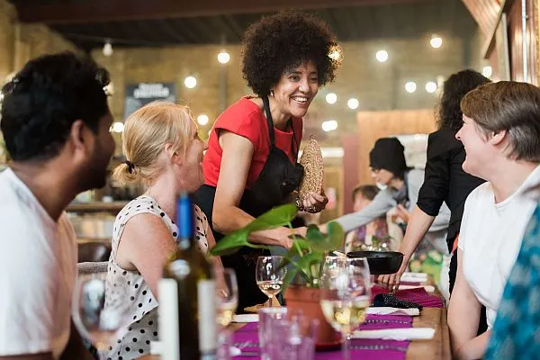 places to eat with a local