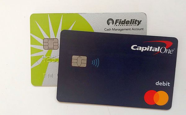 debit cards no foreign ATM fees
