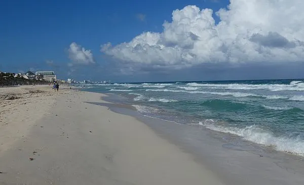 fly to Cancun Mexico