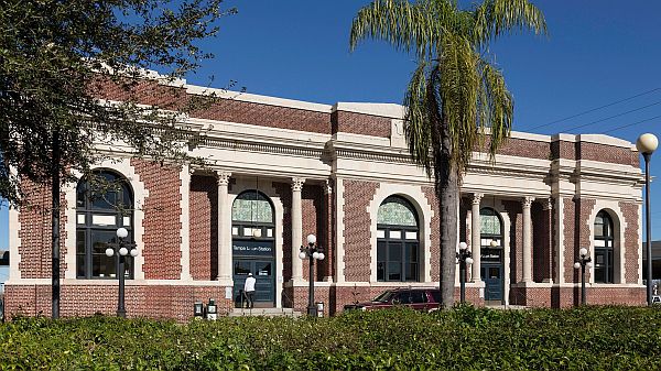Tampa train station via Amtrak